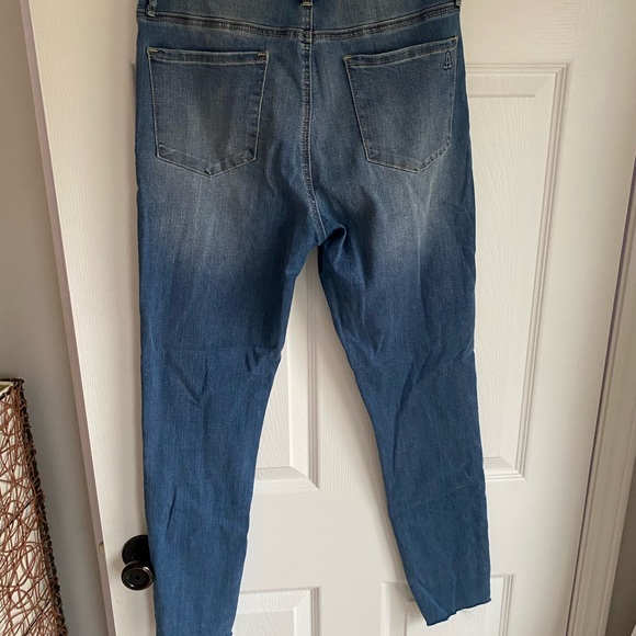 Articles of Society Skinny Jeans - Size 28 - Picture 3 of 4
